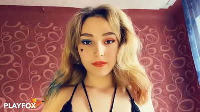 Linèt majik reyalite vityèl te ban mwen sèks ak Harley Quinn